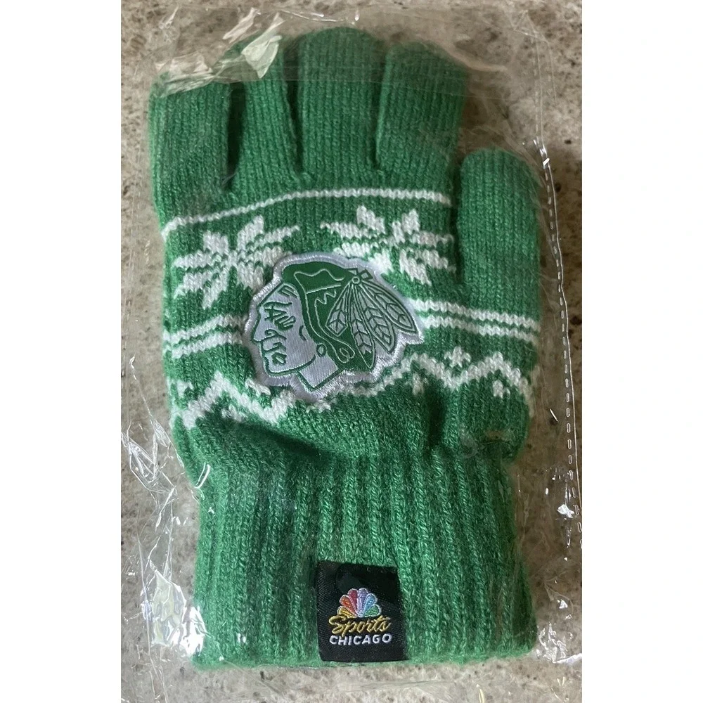 Chicago Blackhawks Green Winter Snowflakes Gloves NBC Sports Fan Adult‎ SGA